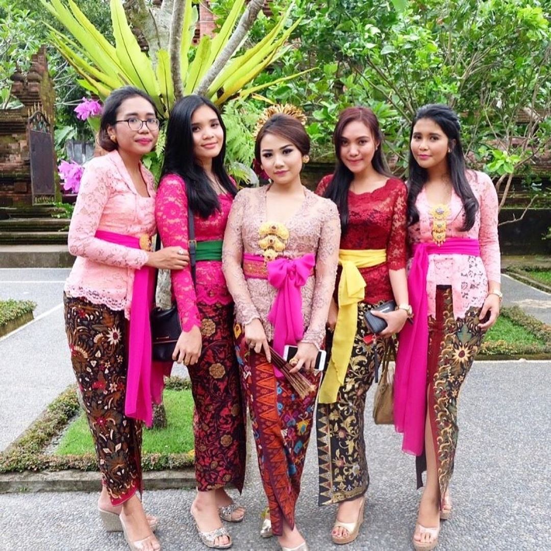 Kebaya Bali Plus Ody Bridesmaid