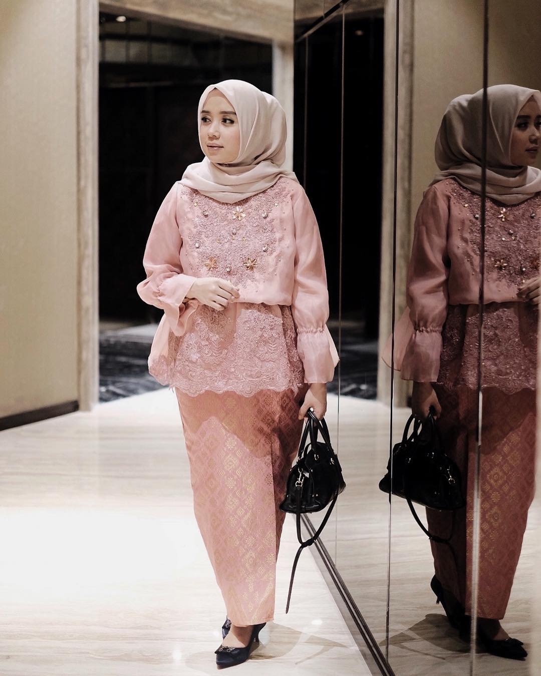 Kebaya Kartini Hijab