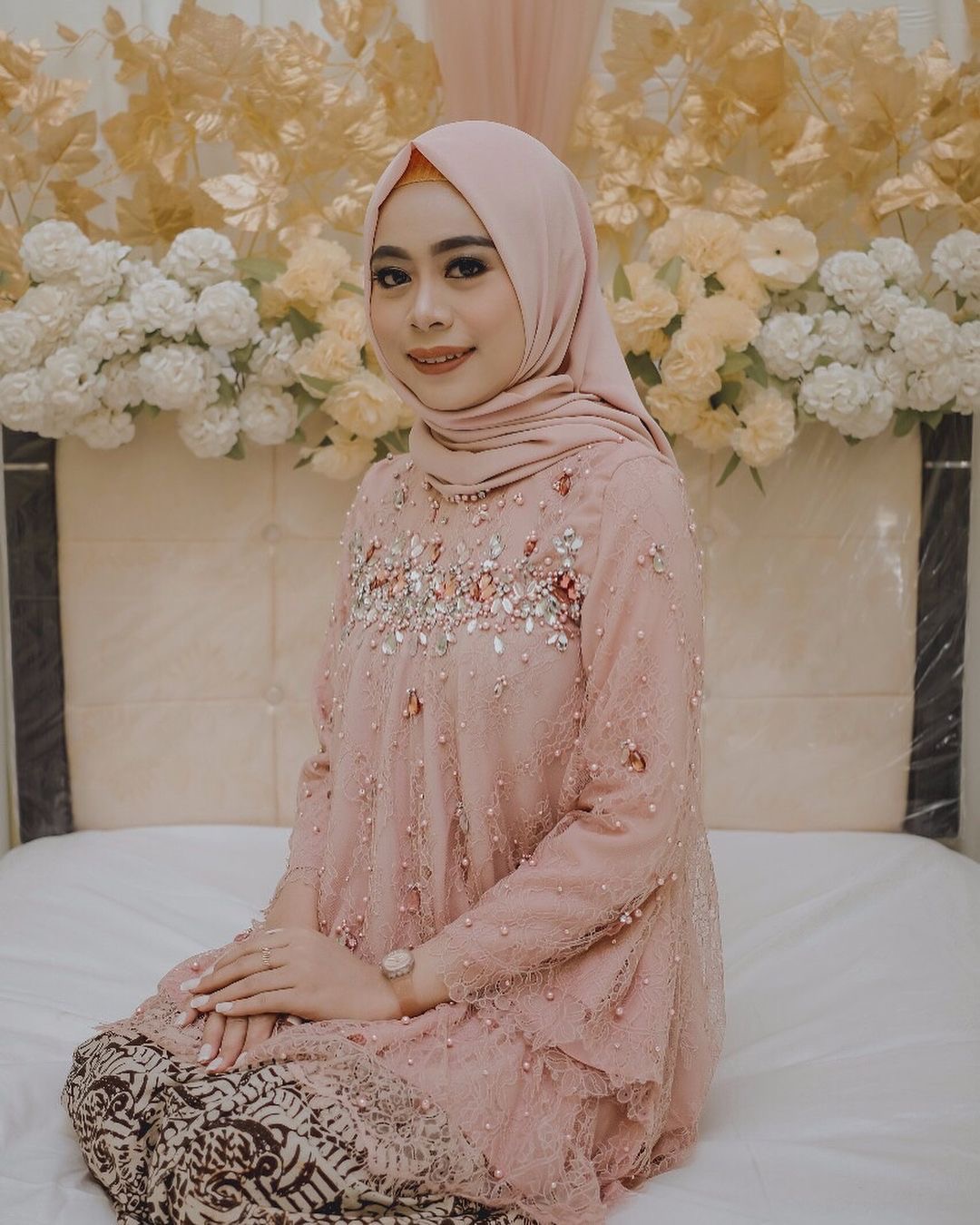Model Baju Kebaya Batik Muslim Modern