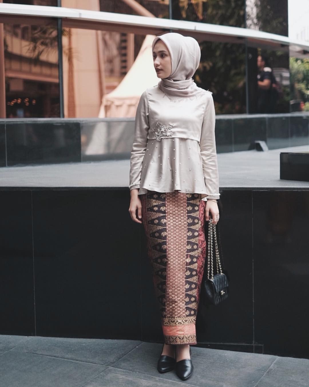 Model Baju Kebaya Batik Muslim