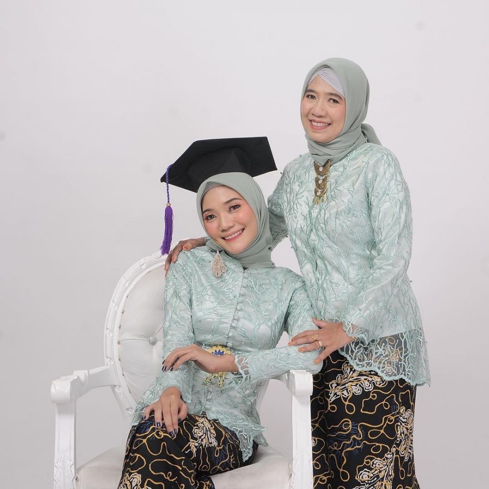 Model Kebaya Batik Muslim