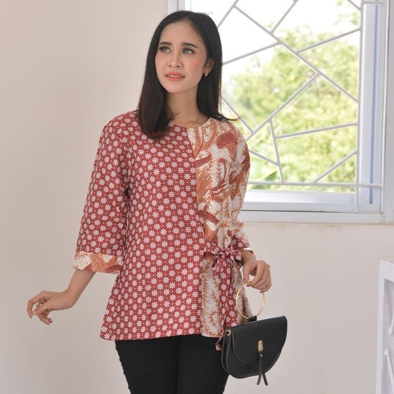 Model Tunik Batik Formal