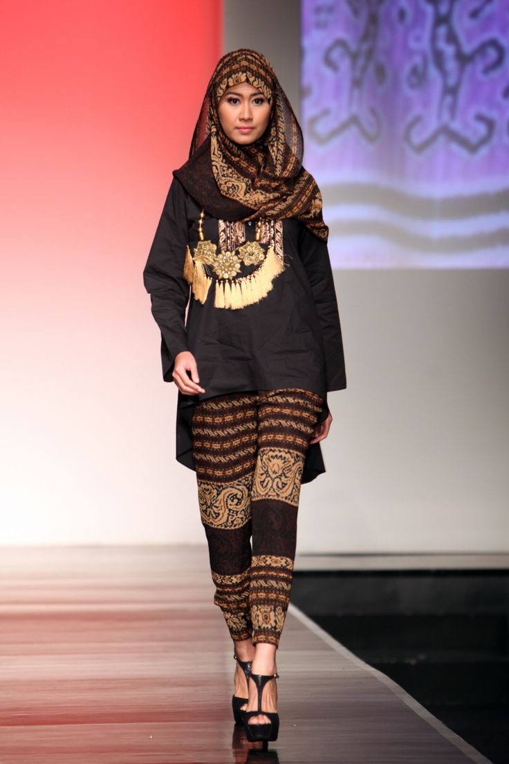 Model baju batik kombinasi atasan polos