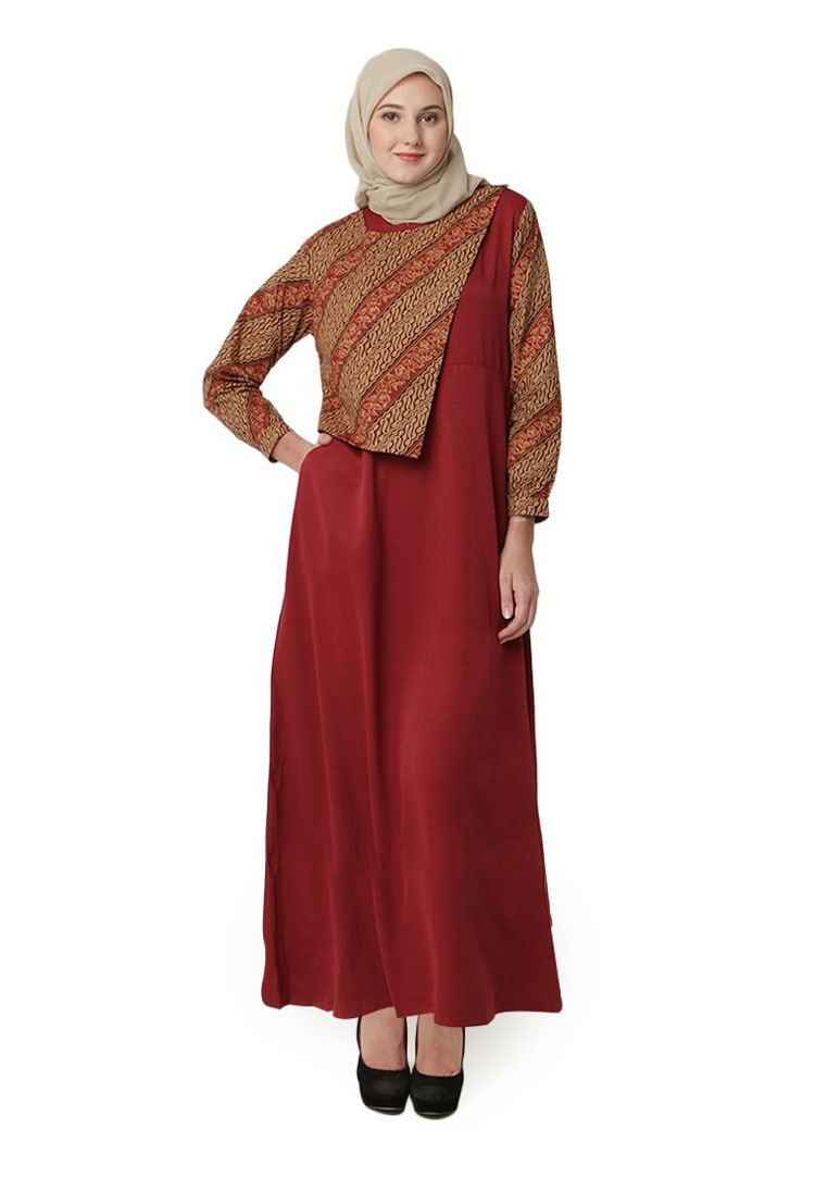 Model baju batik modern untuk pesta wanita muslim