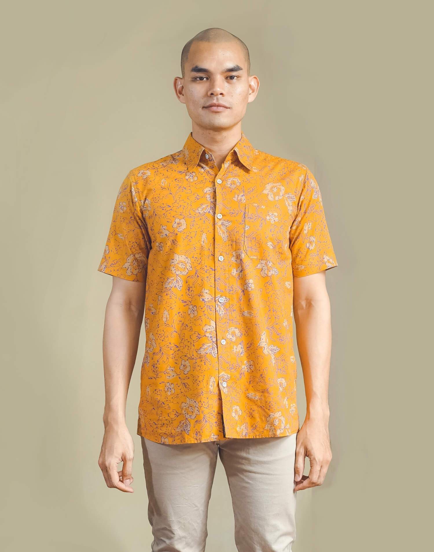 model baju batik pria v line