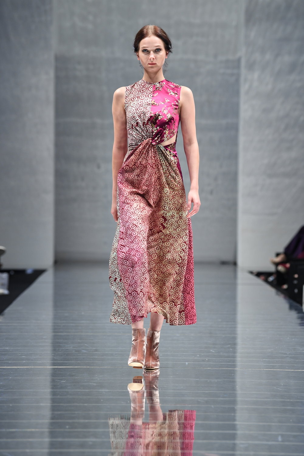 Model gaun batik colourfull