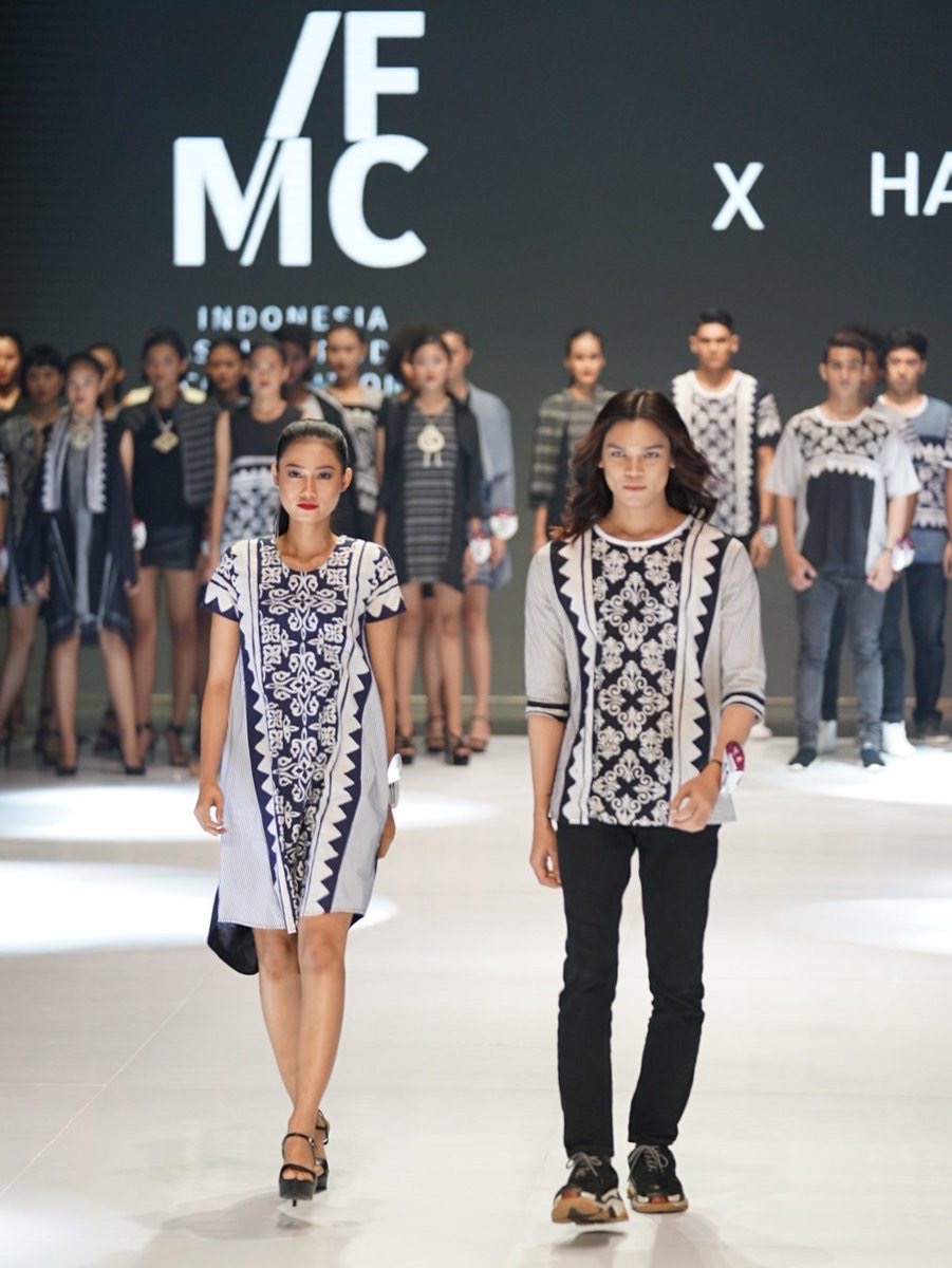 model baju batik couple model kaos