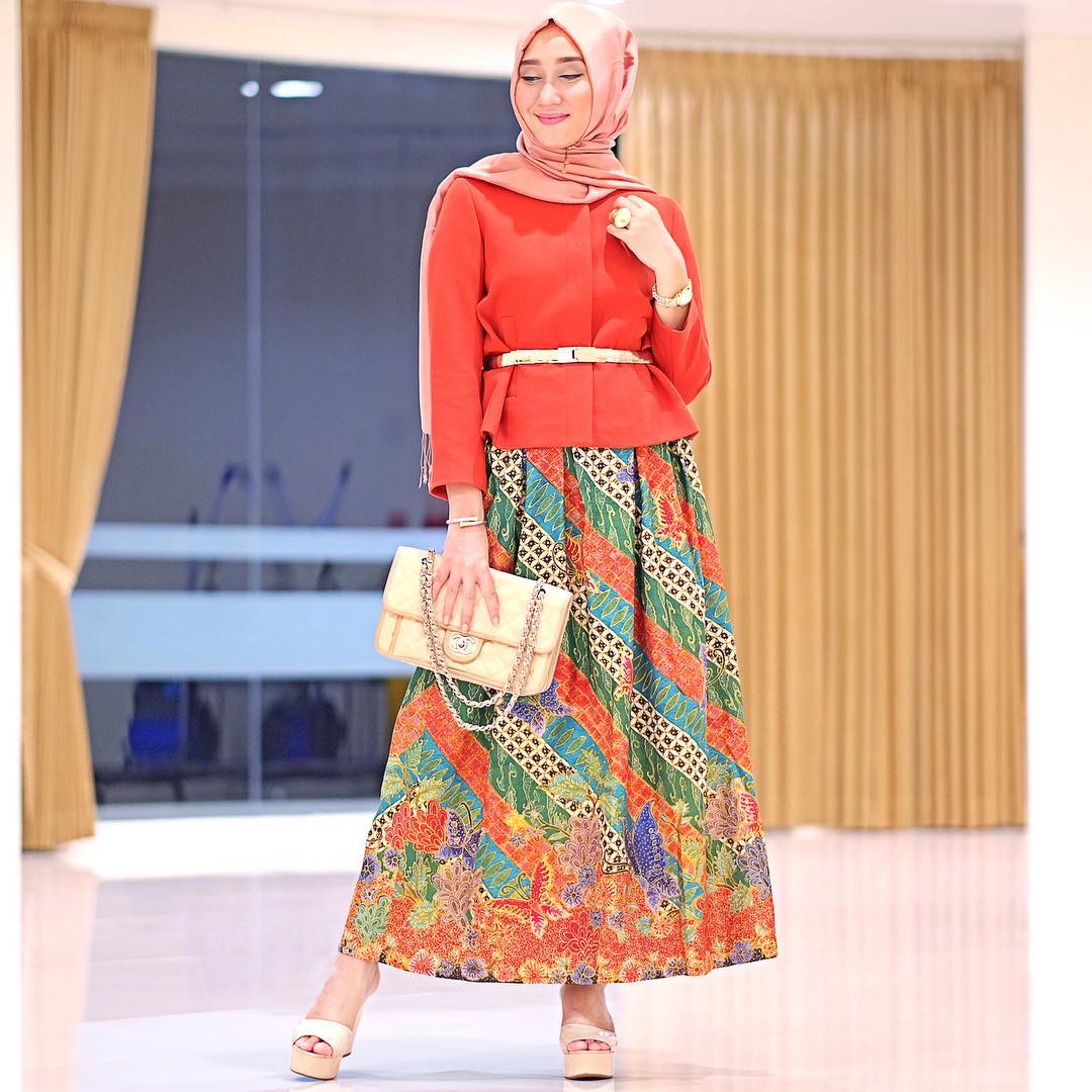 rok batik pelangi