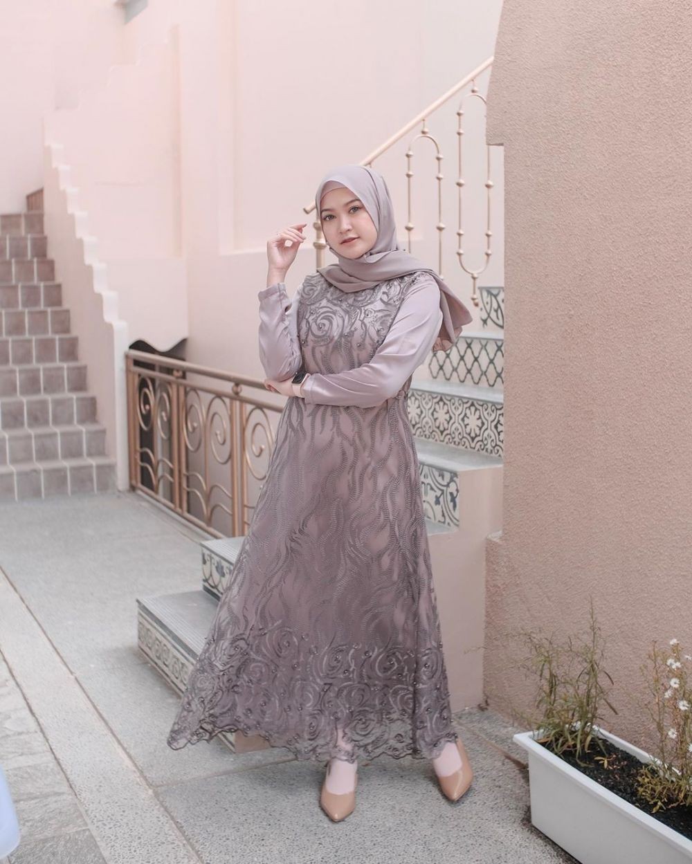 √ 45+ Model Gamis Brokat Kombinasi Modern Terbaru 2020