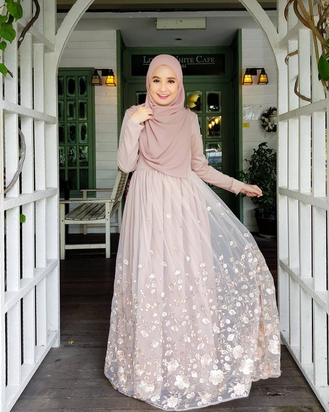 Model Gamis Elegan - Radea