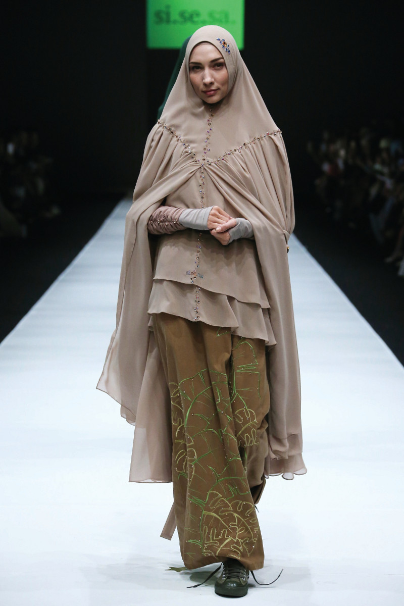 Gamis Syar'i Coklat Hijab Layer