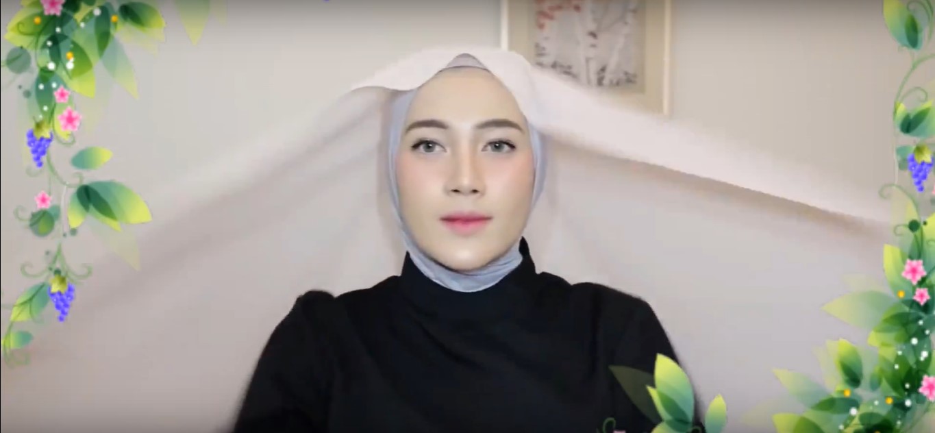 Gambar Tutorial Hijab Wisuda Terbaru