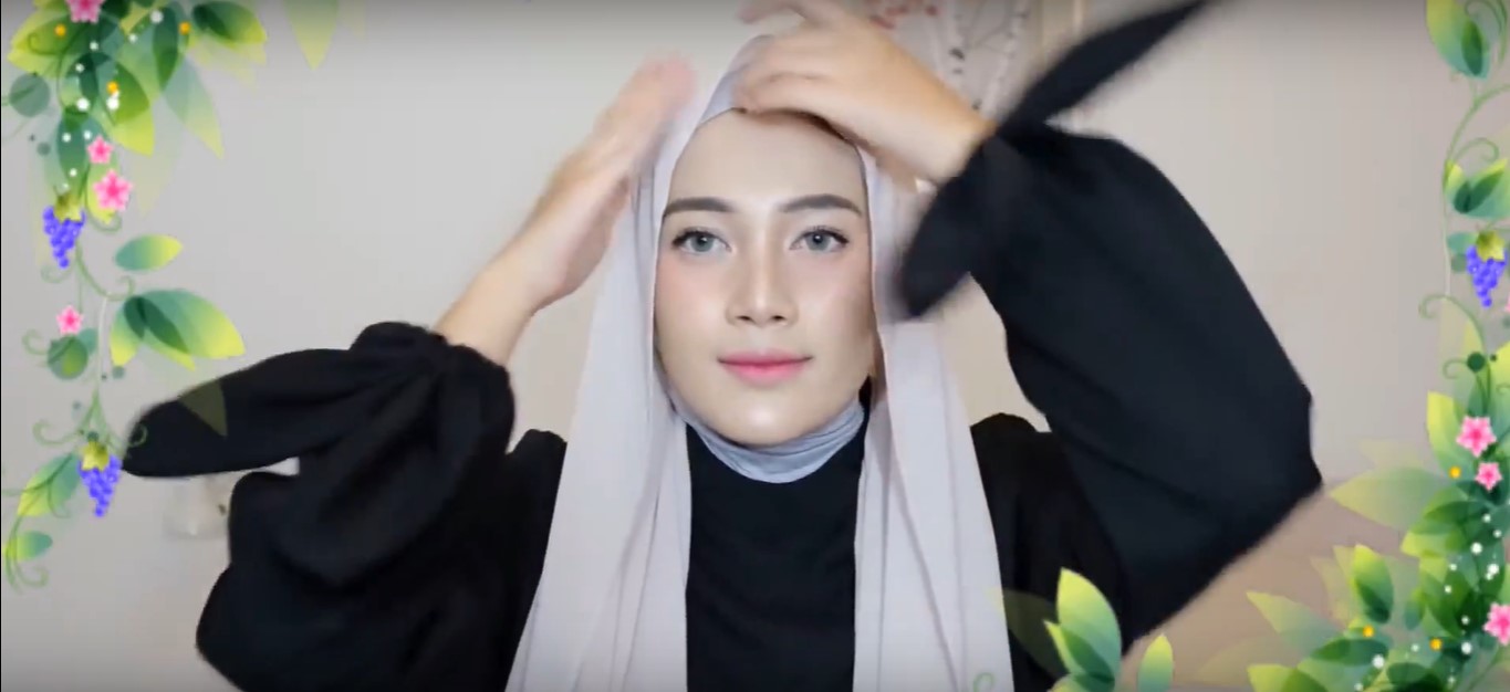 Hijab Tutorial Wisuda