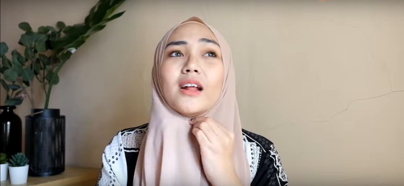 Pashmina Hijab Tutorial