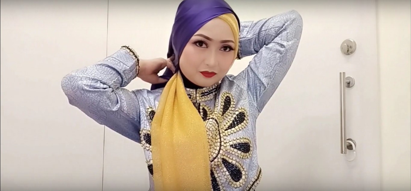 Tutorial Hijab Kebaya Kartini