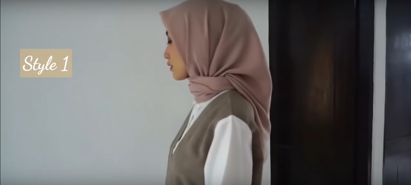 Tutorial Hijab Kerudung Segitiga