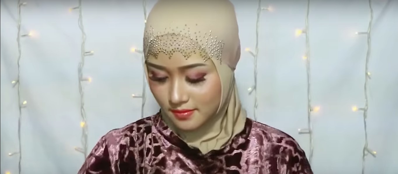 Tutorial Hijab Paris Segitiga