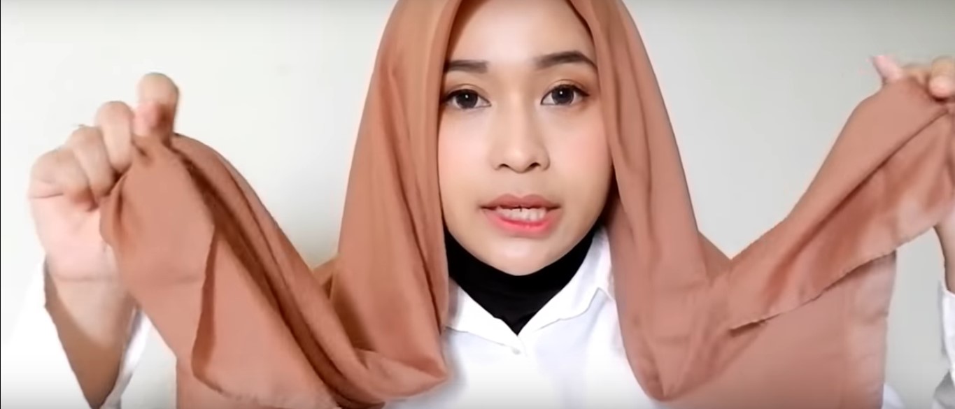 Tutorial Hijab Paris Segitiga Simple
