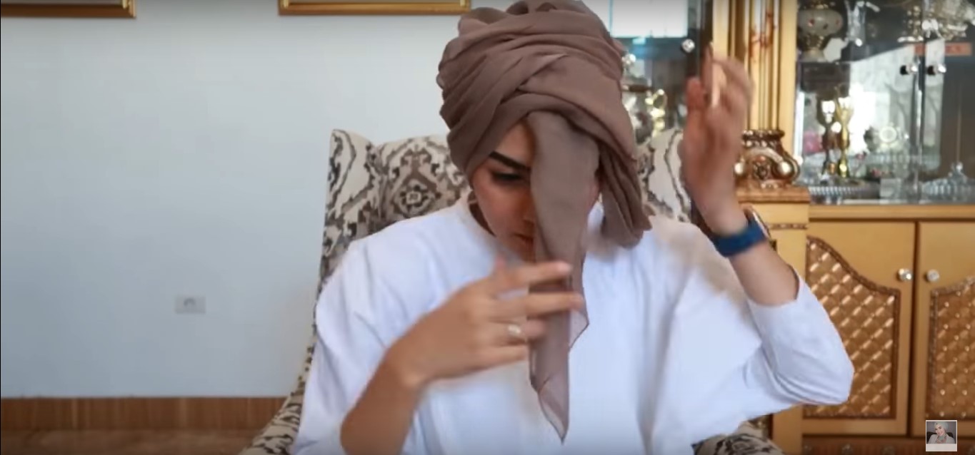 Tutorial Hijab Paris Simple Untuk Wajah Bulat