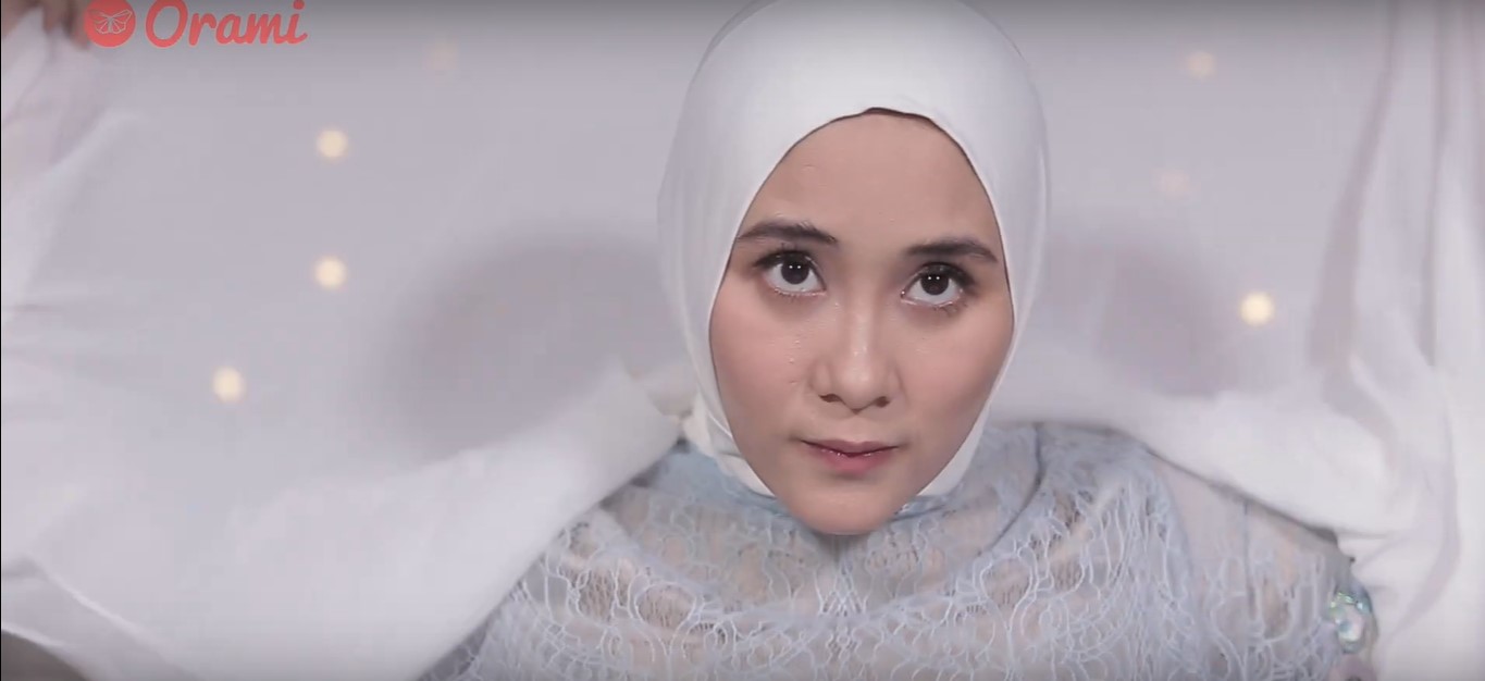Tutorial Hijab Segi Empat Pesta Modern