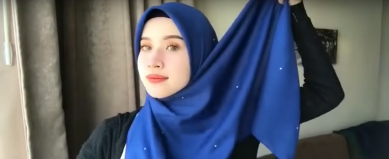 Tutorial Hijab Segitiga Jaman Sekarang