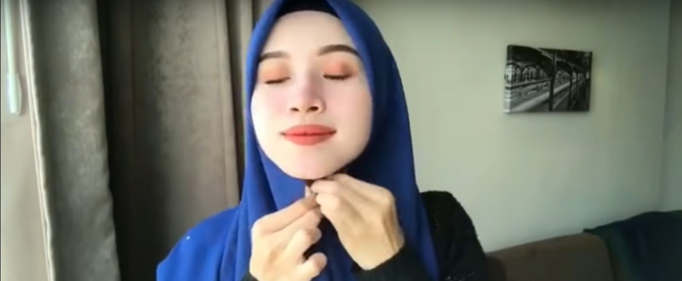 Tutorial Hijab Segitiga Remaja