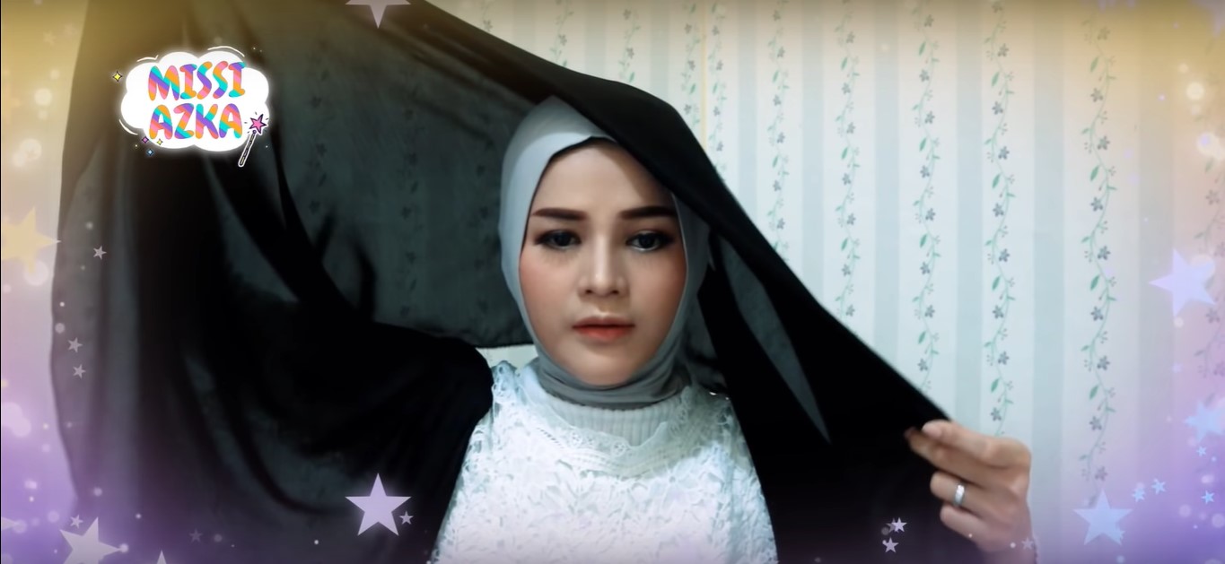 Tutorial Hijab Turban Untuk Ke Pesta