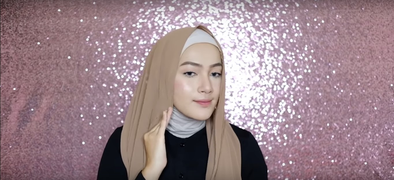 Tutorial Hijab Yang Simple