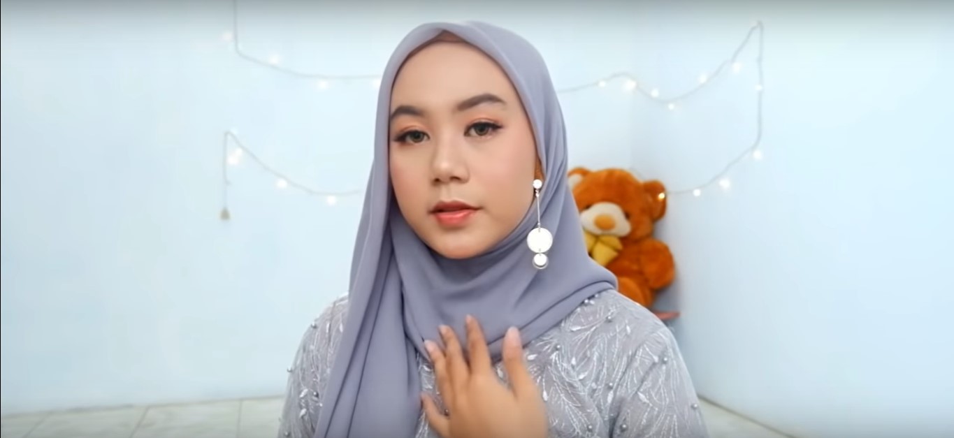 Tutorial Kebaya Hijab