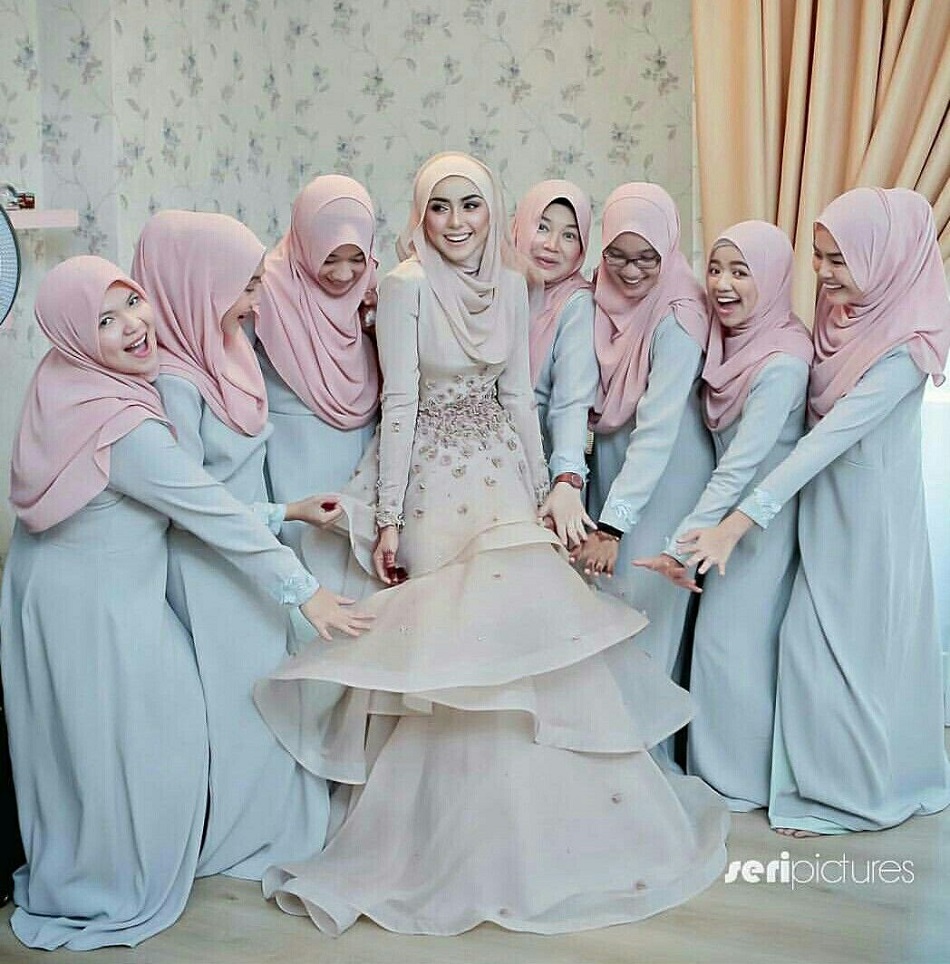 Baju Bridesmaid Hijab Syari