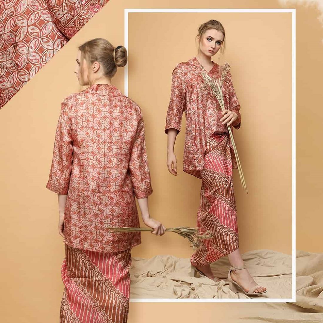 Model Baju Batik Modern Jawa