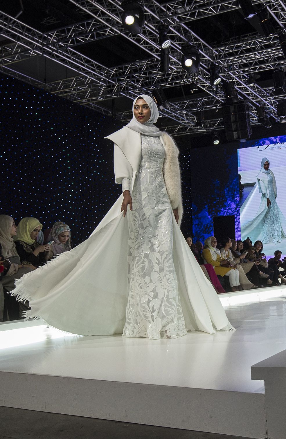 Model Gaun Pengantin Muslimah 2018