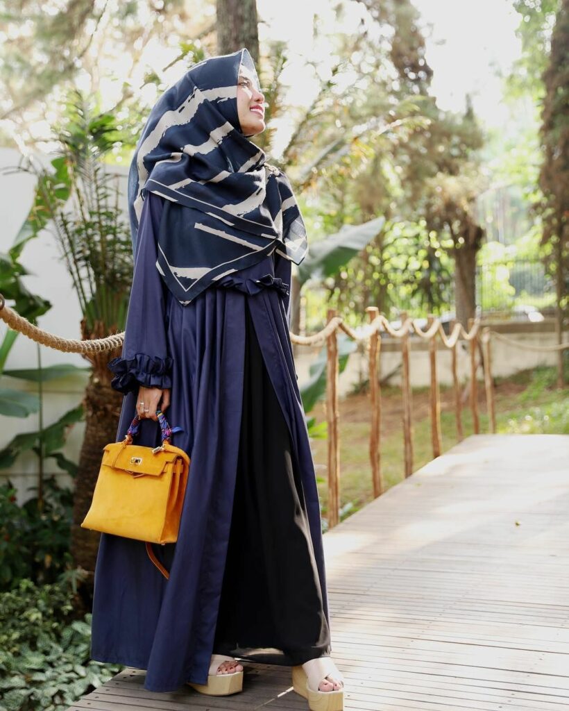 √ 45 Model Gamis Syari Remaja Modern Terbaru 2020