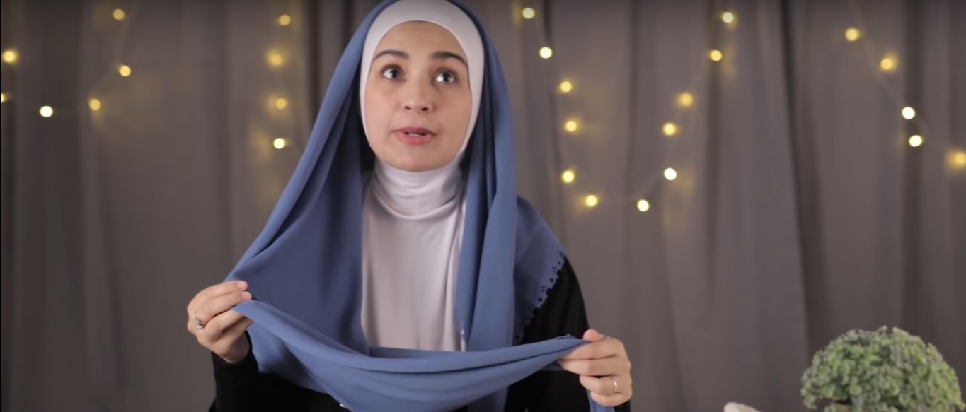 Tutorial Hijab Segi Empat Pesta