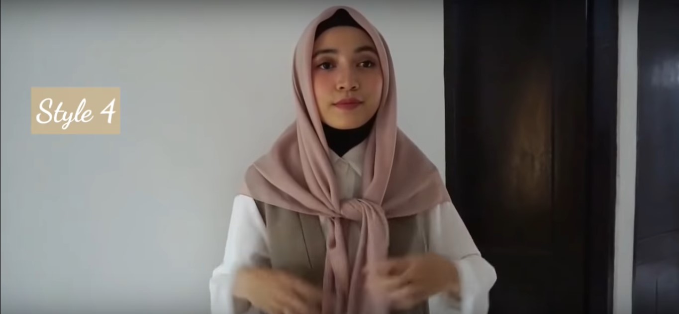 Tutorial Hijab Segi Empat Untuk Kuliah
