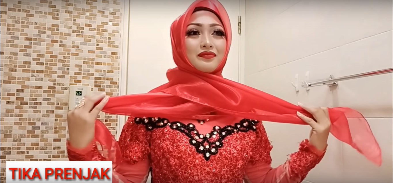 Tutorial Hijab Untuk Kebaya Modern