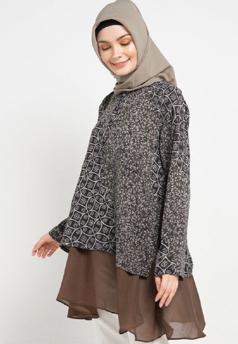 17. Model Baju Tunik Muslimah