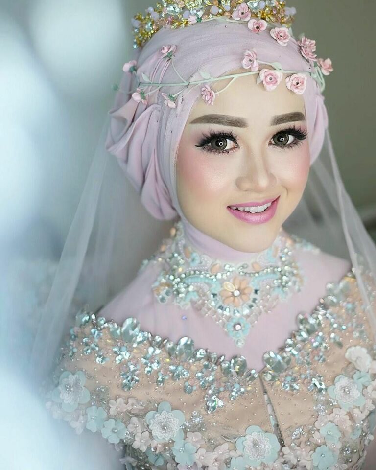 √ 30+ Make Up Pengantin: Video, Tutorial, Natural, Terbaik 2020
