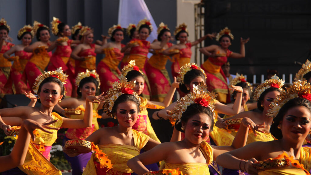 Mengenal Keunikan Tari Pendet, Tarian Pemujaan dari Bali