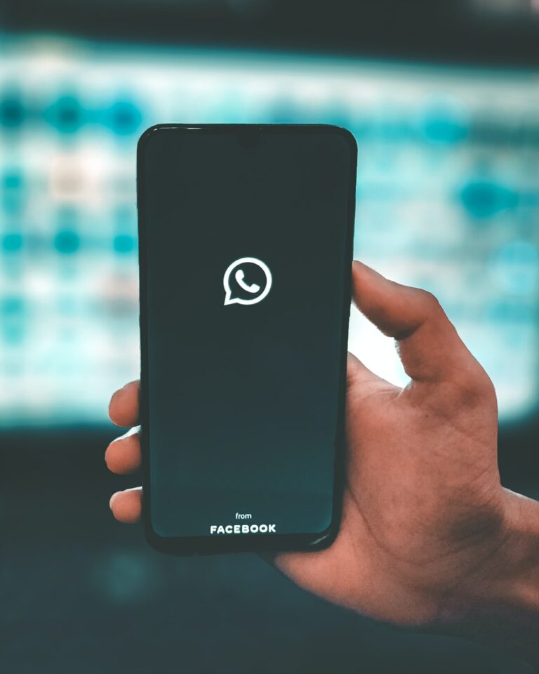 10 Aplikasi Sadap WhatsApp (WA) Terbaik 2022. Tanpa Ketahuan!